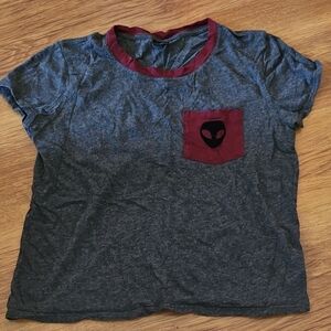 FINAL PRICE⚠️EUC Empyre Gray and Burgundy Alien Pocket Crop Top Tee